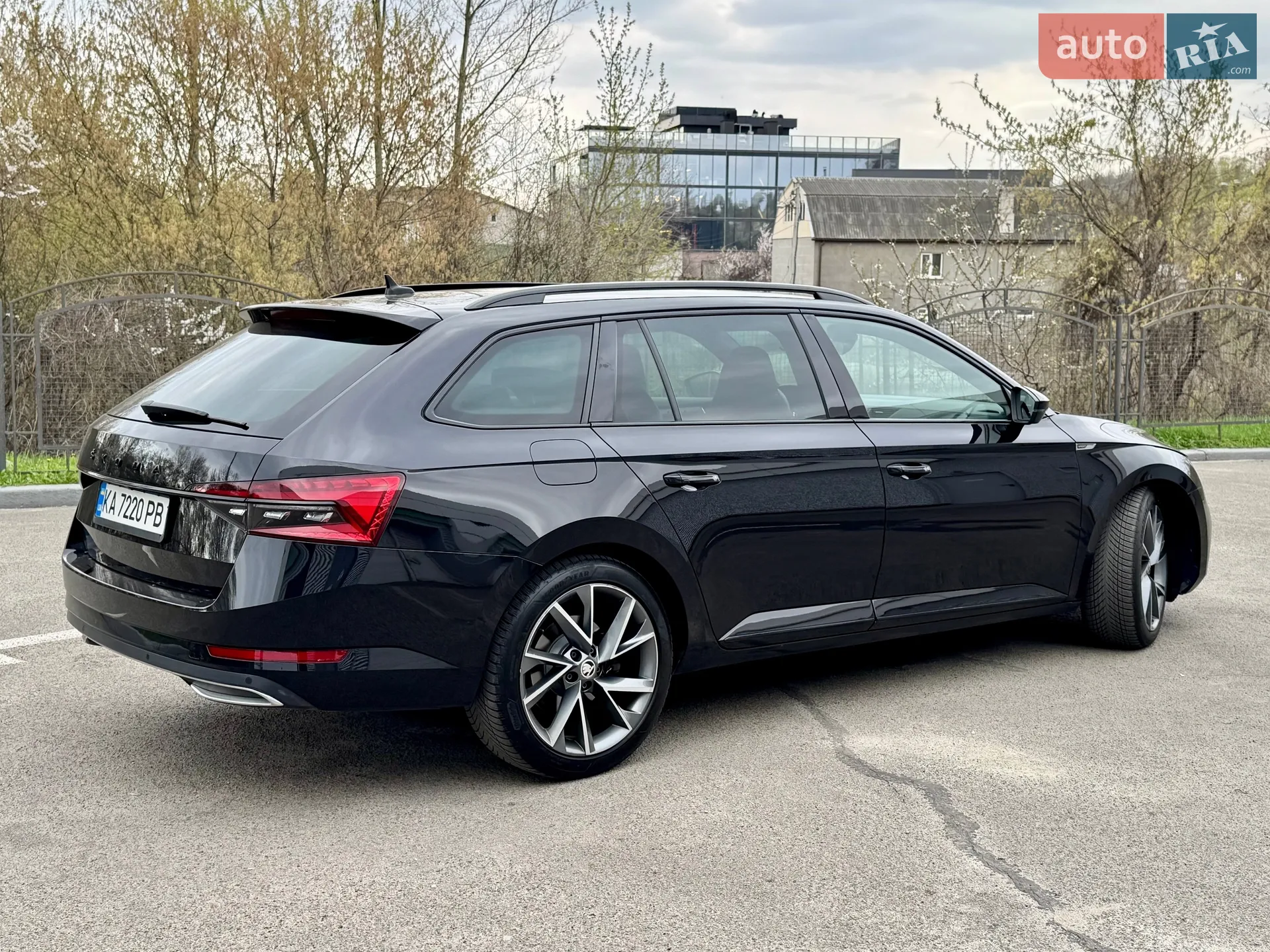 2020 Skoda Superb - мініатюра 8