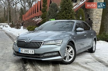 Ліфтбек Skoda Superb 2021 в Львові