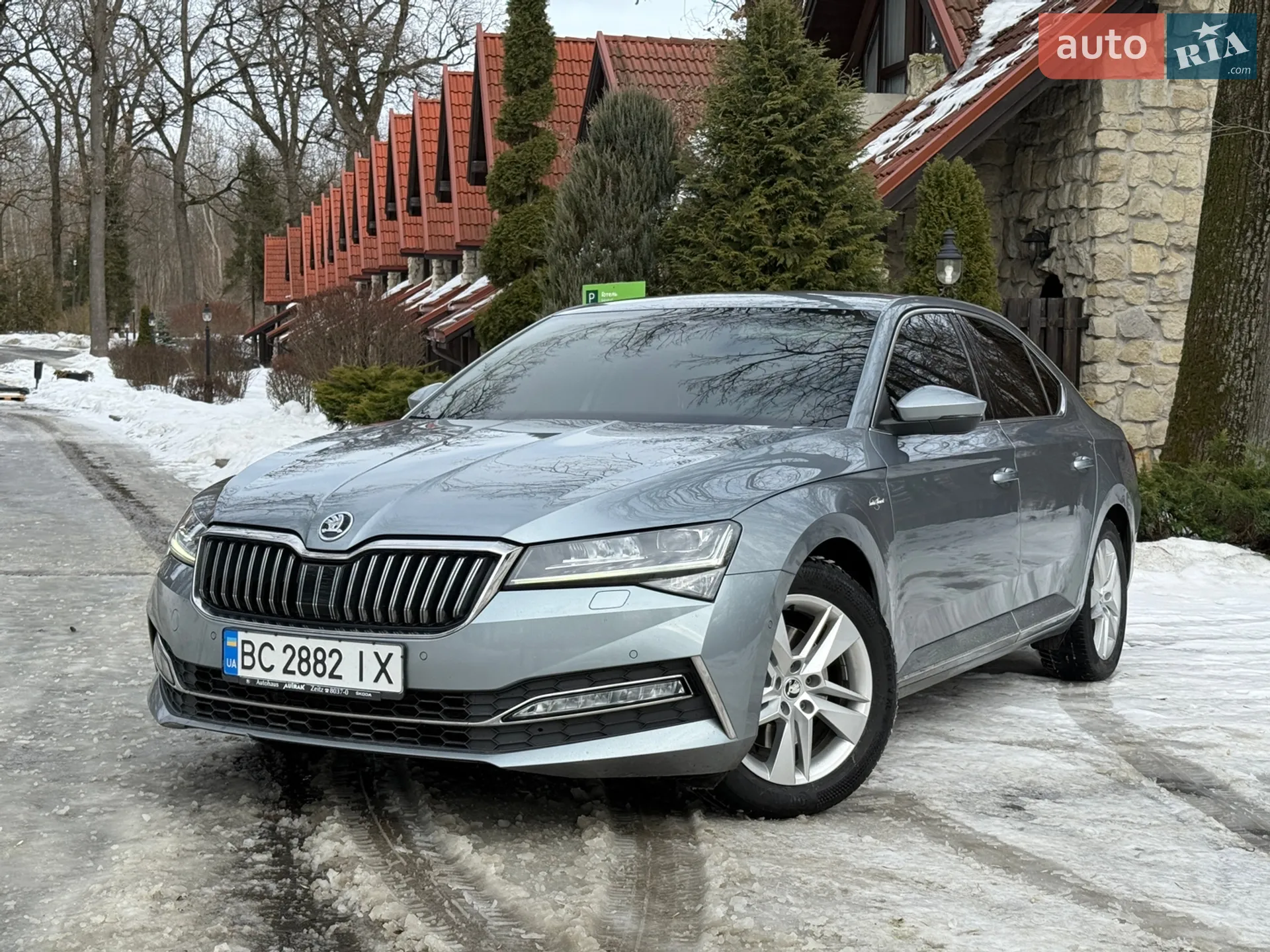 2021 Skoda Superb - фото 1