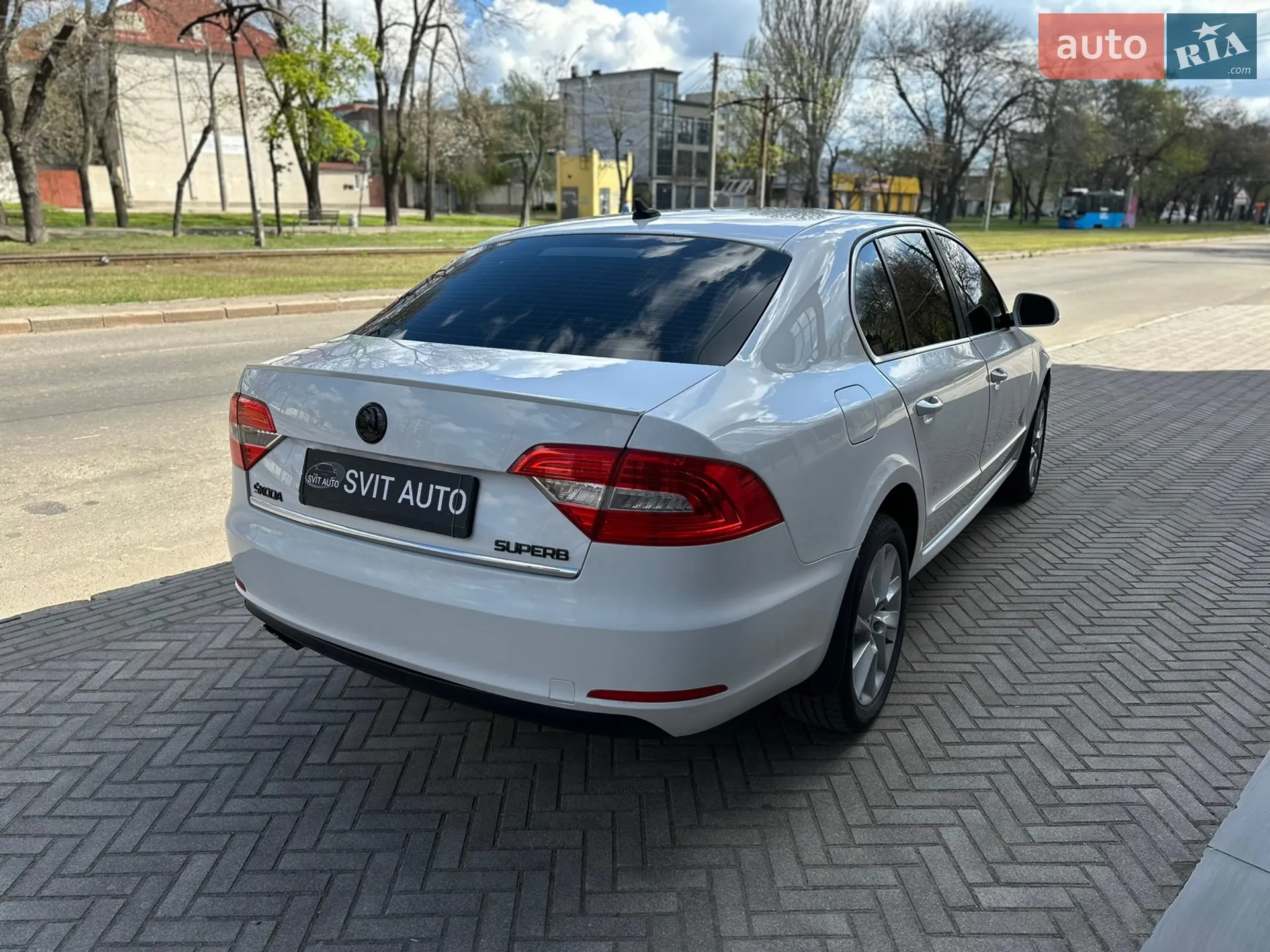 2013 Skoda Superb - мініатюра 8