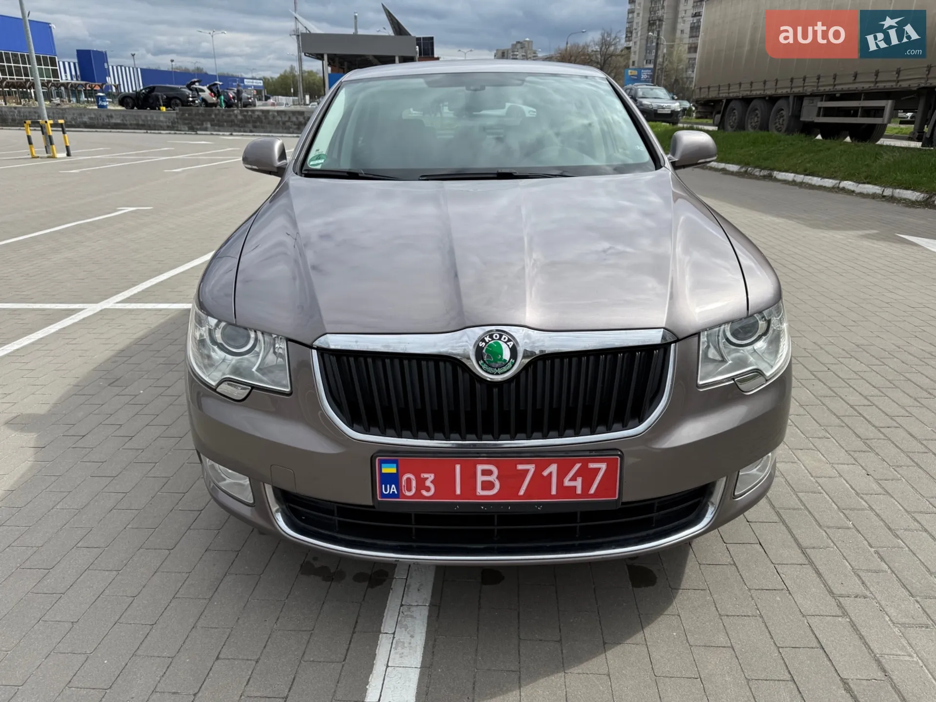 2011 Skoda Superb - мініатюра 9