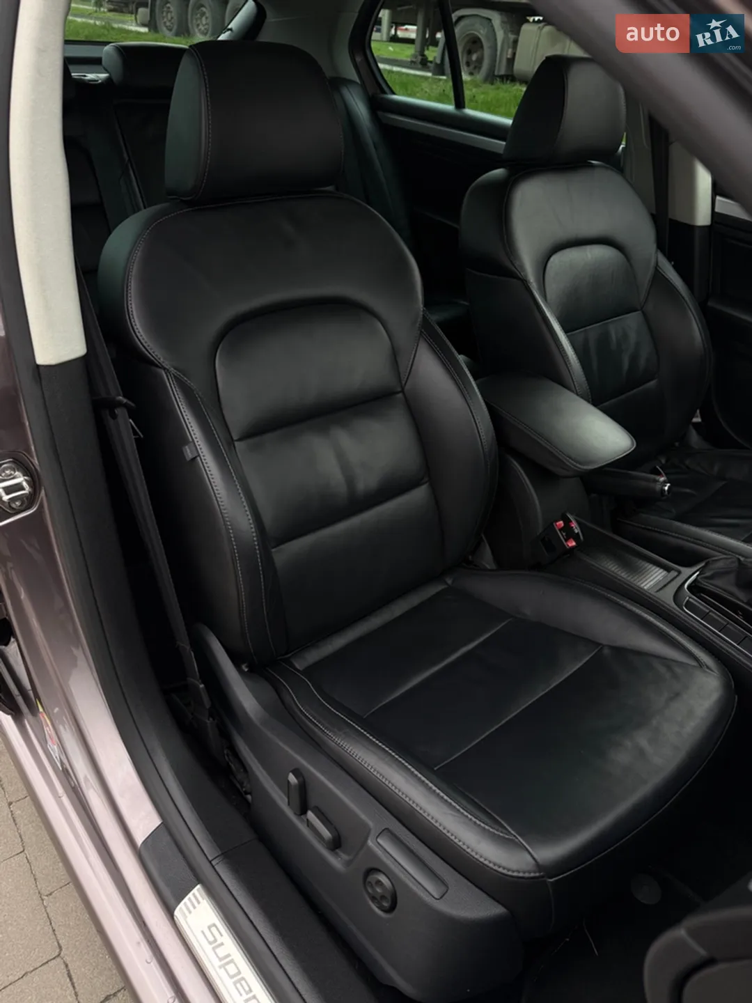 2011 Skoda Superb - мініатюра 50
