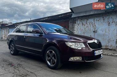 Лифтбек Skoda Superb 2012 в Киеве