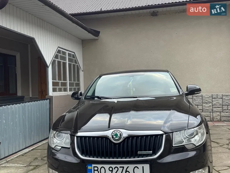 Skoda Superb 2012