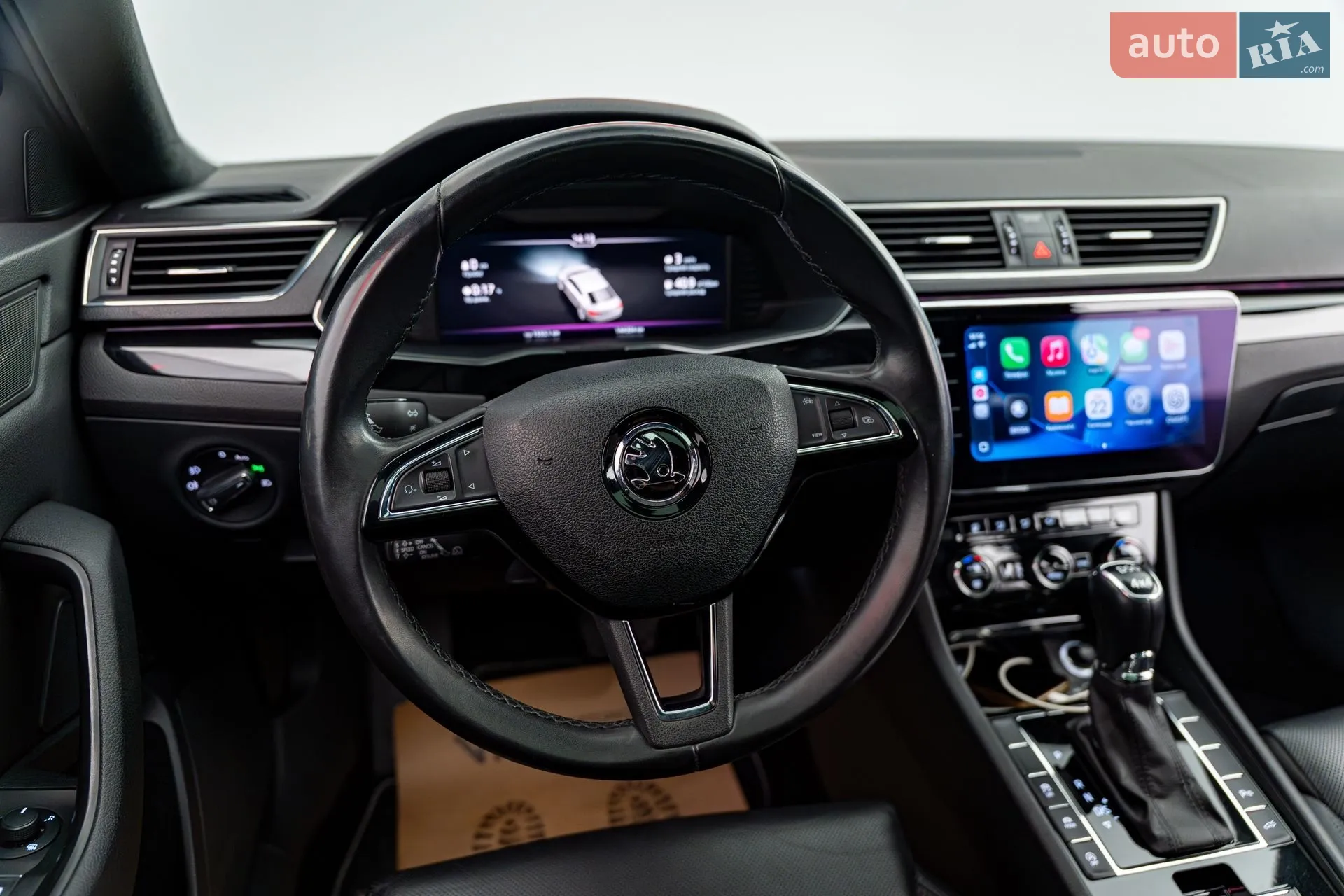 2019 Skoda Superb - мініатюра 15