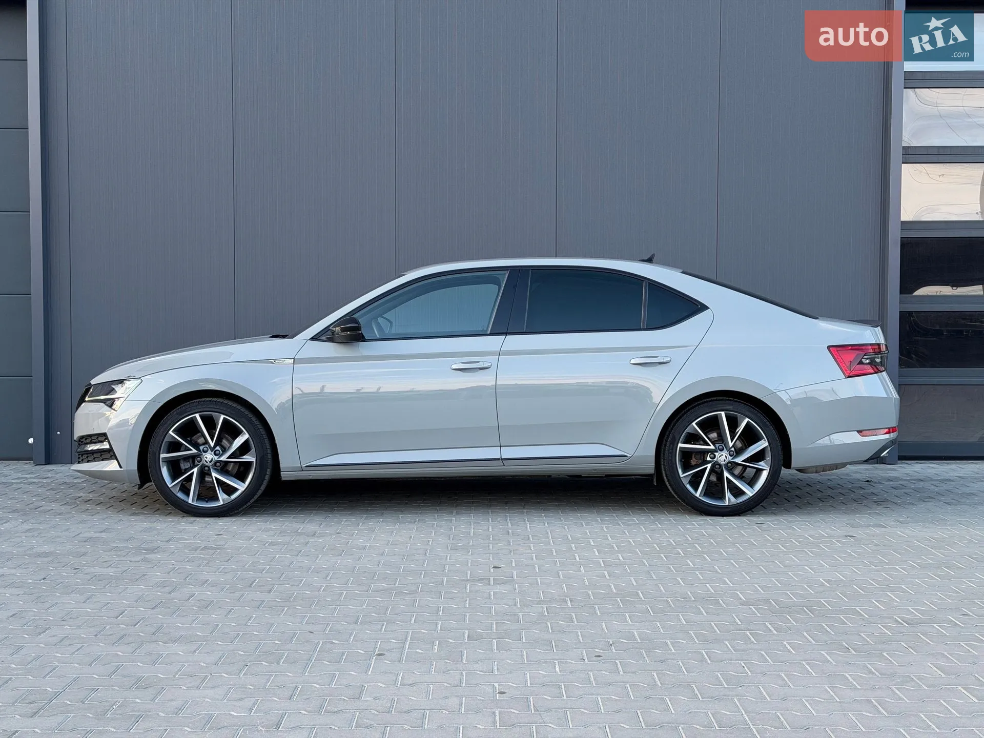 2023 Skoda Superb - мініатюра 10