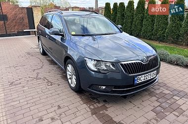 Универсал Skoda Superb 2015 в Стрые