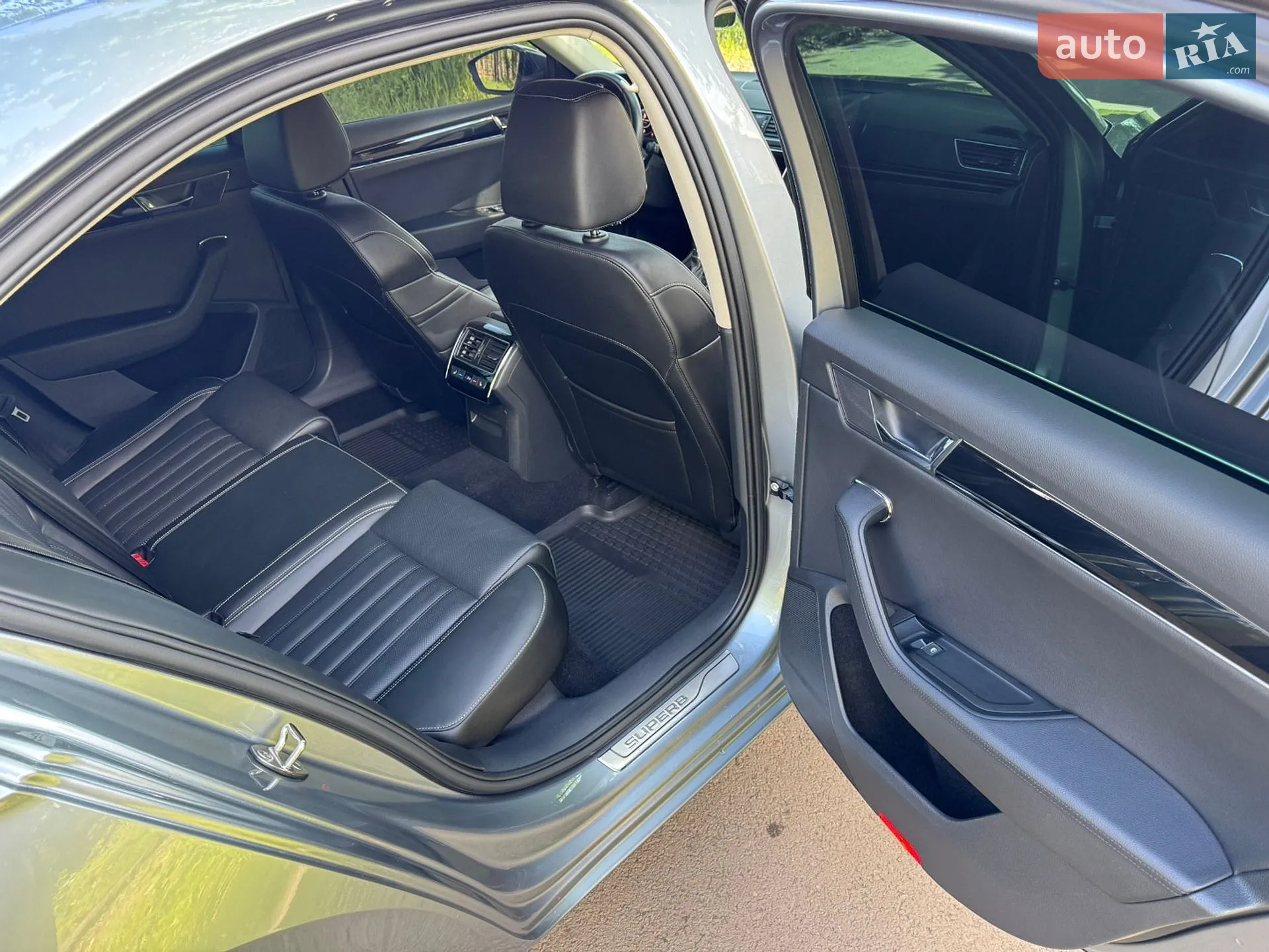 2019 Skoda Superb - мініатюра 12