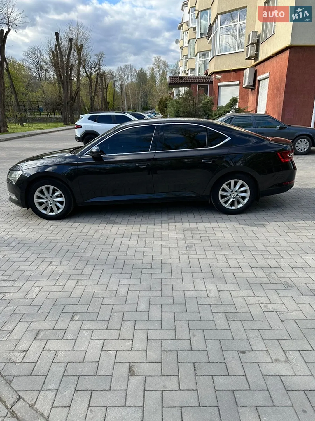 2016 Skoda Superb - мініатюра 3