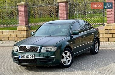 Лифтбек Skoda Superb 2002 в Одессе