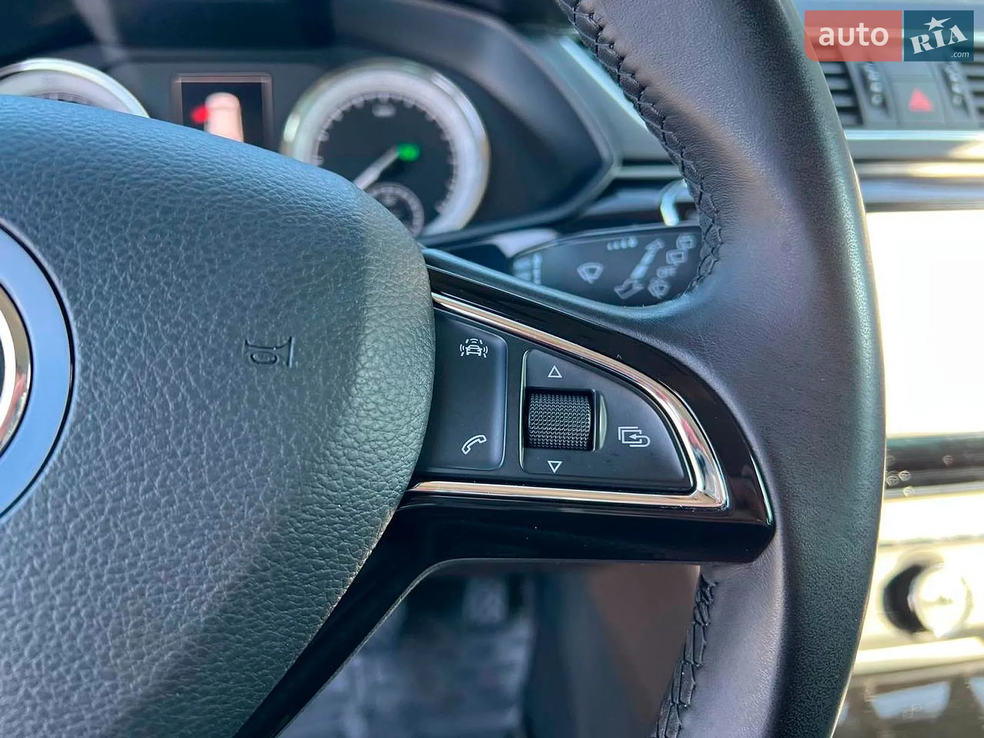2016 Skoda Superb - мініатюра 26
