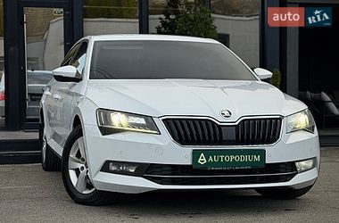 Ліфтбек Skoda Superb 2019 в Києві