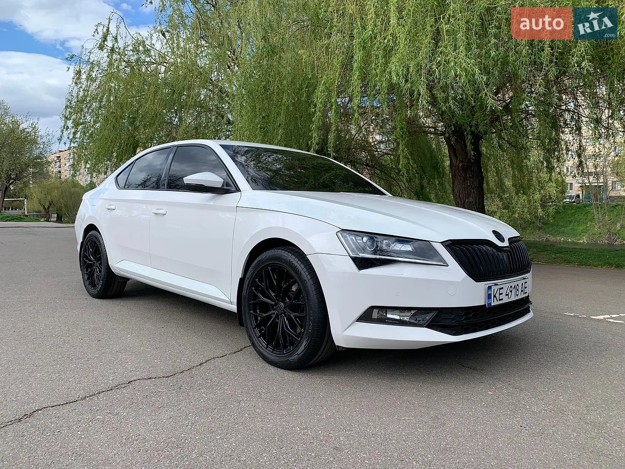 2017 Skoda Superb - мініатюра 12