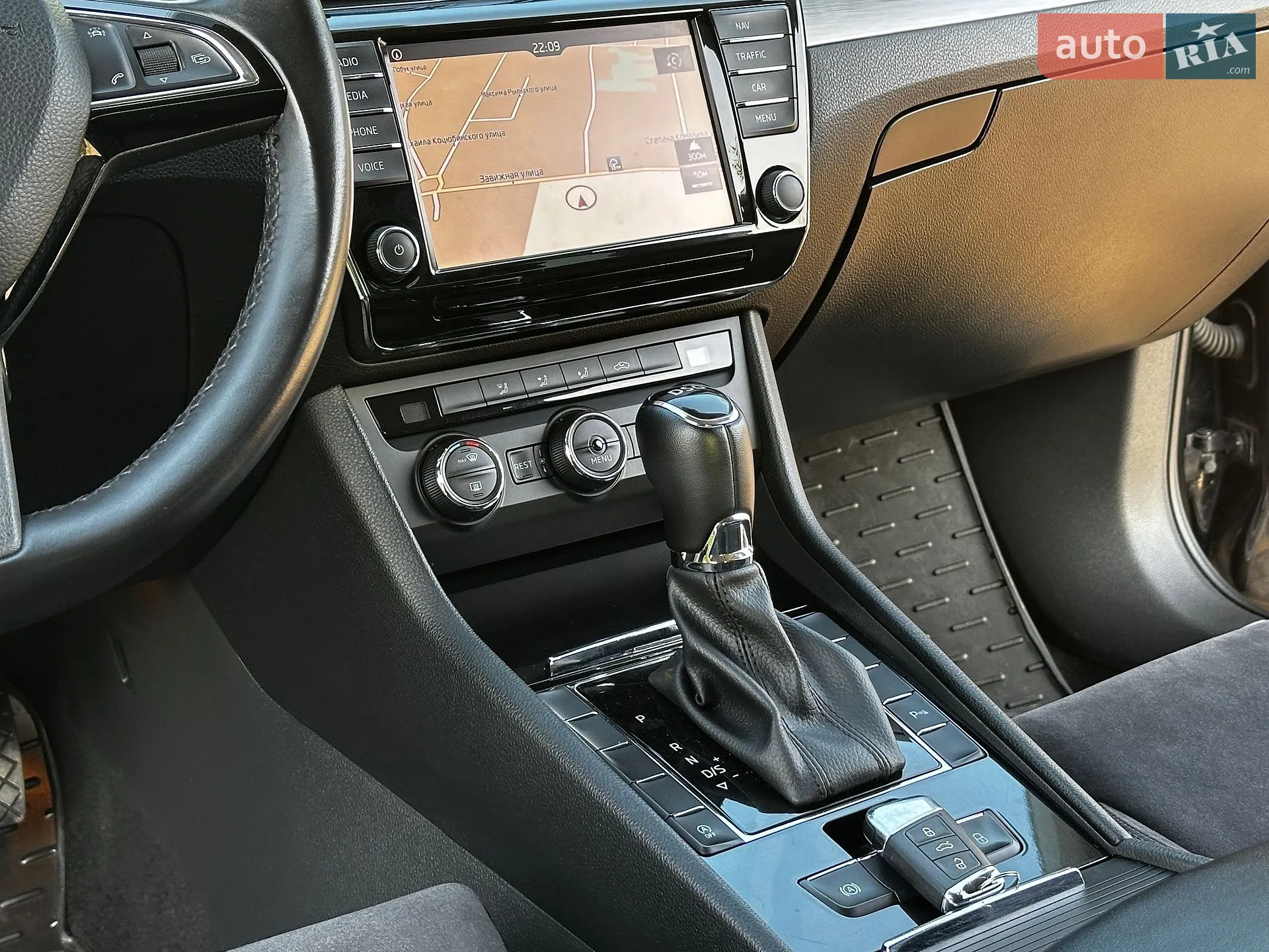2016 Skoda Superb - мініатюра 131
