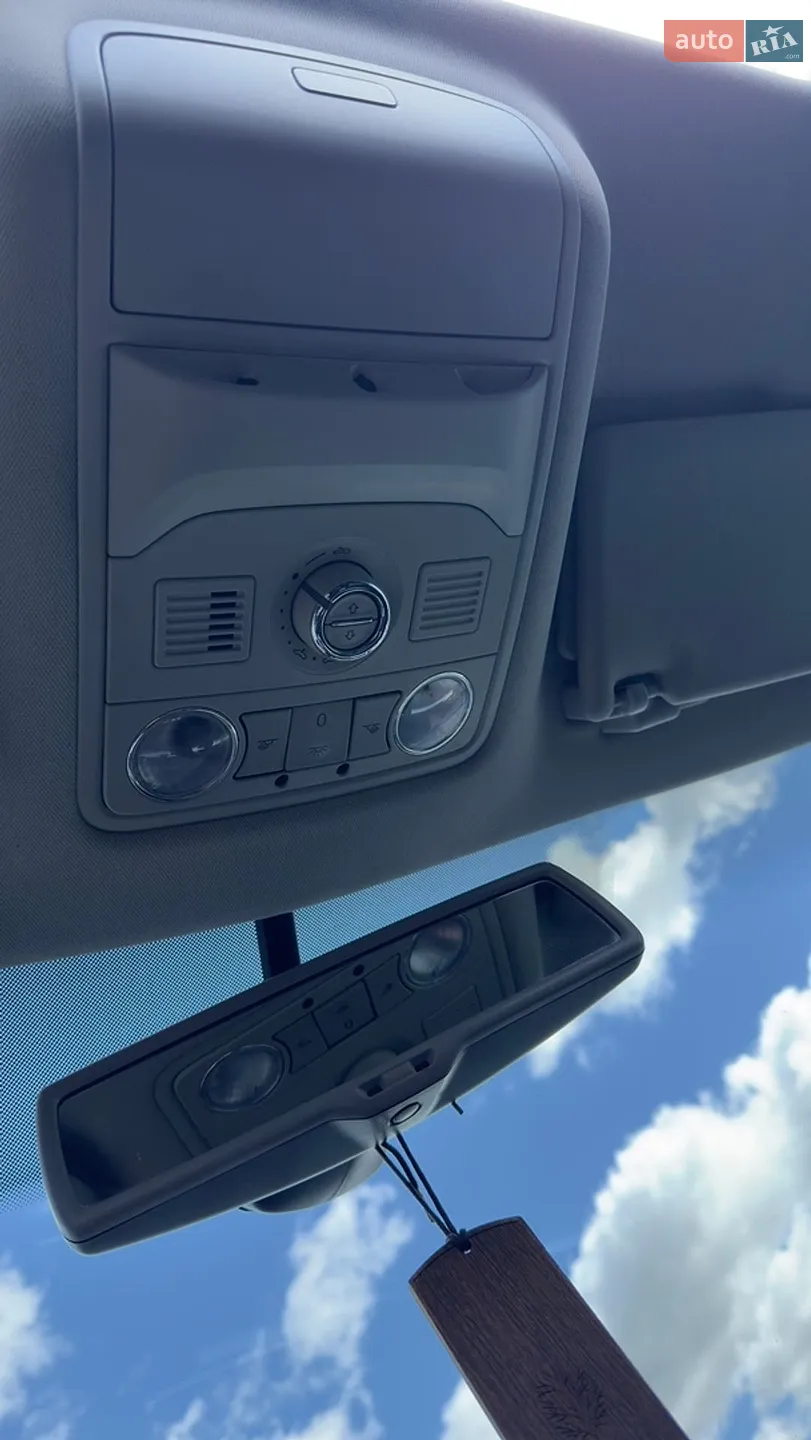2011 Skoda Superb - мініатюра 22