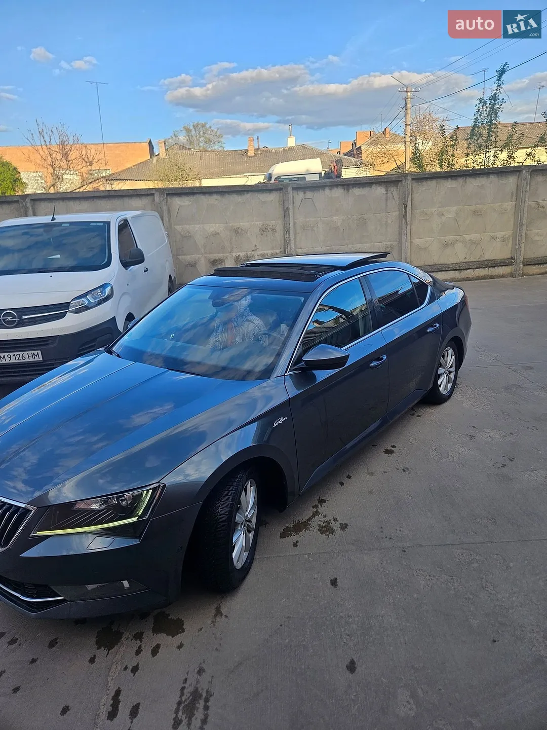2016 Skoda Superb - мініатюра 2