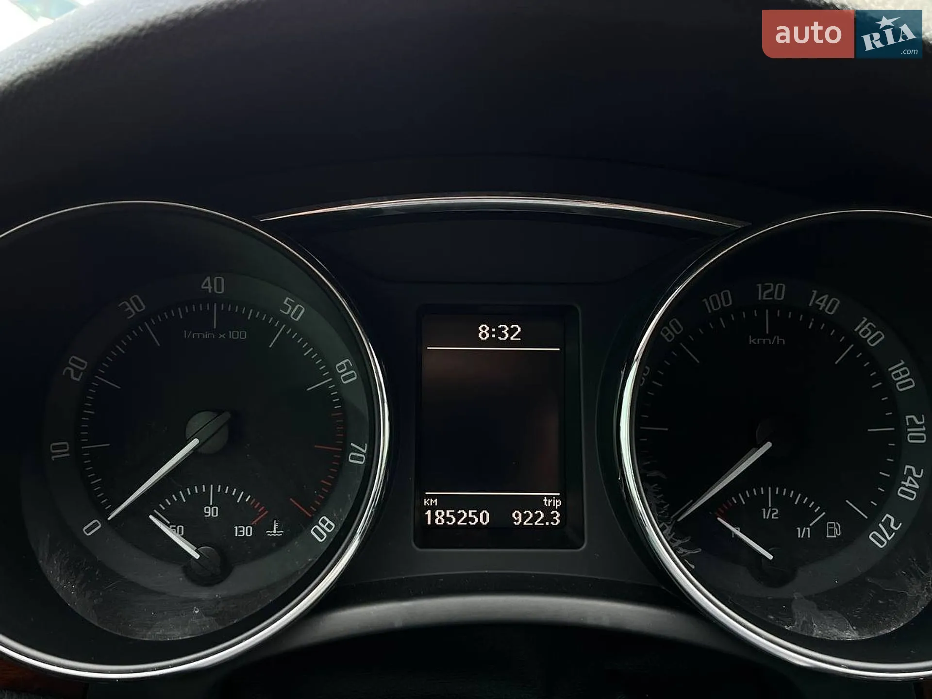 2013 Skoda Superb - мініатюра 21