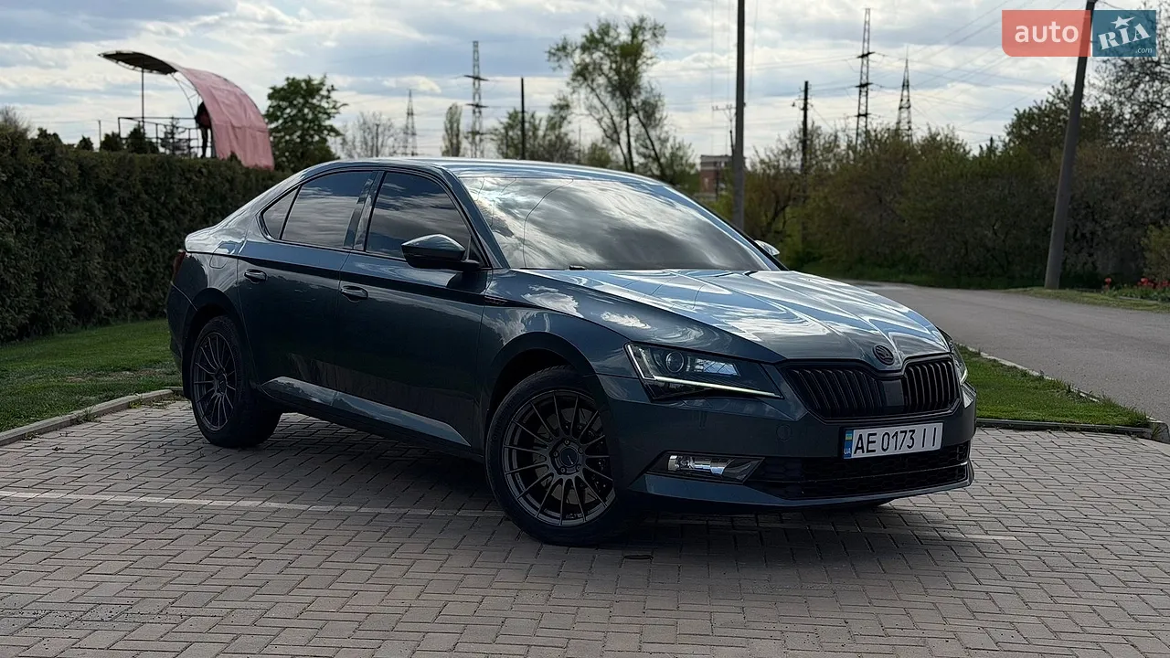 2017 Skoda Superb - мініатюра 13