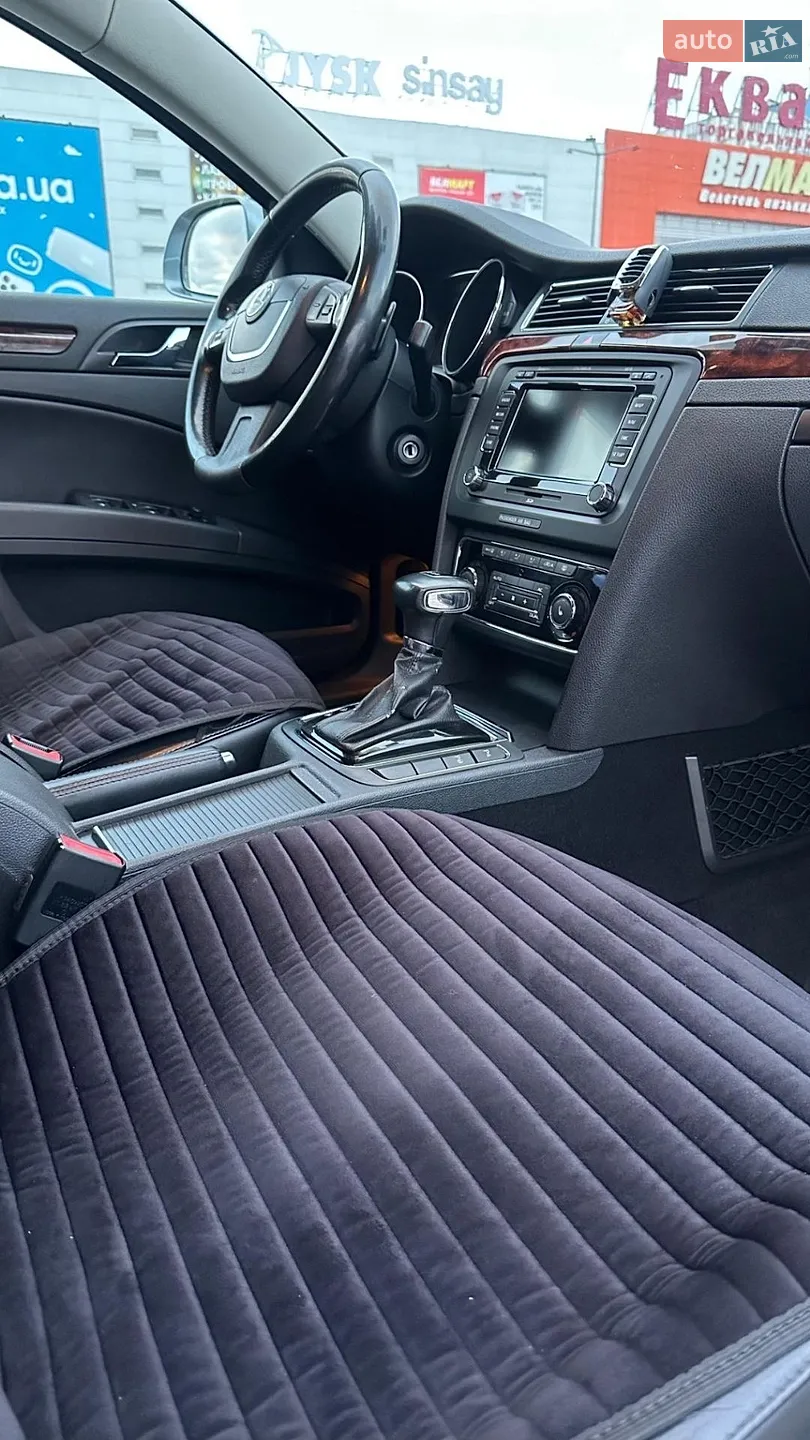 2011 Skoda Superb - мініатюра 8