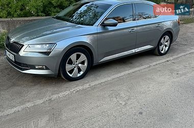 Ліфтбек Skoda Superb 2017 в Дніпрі