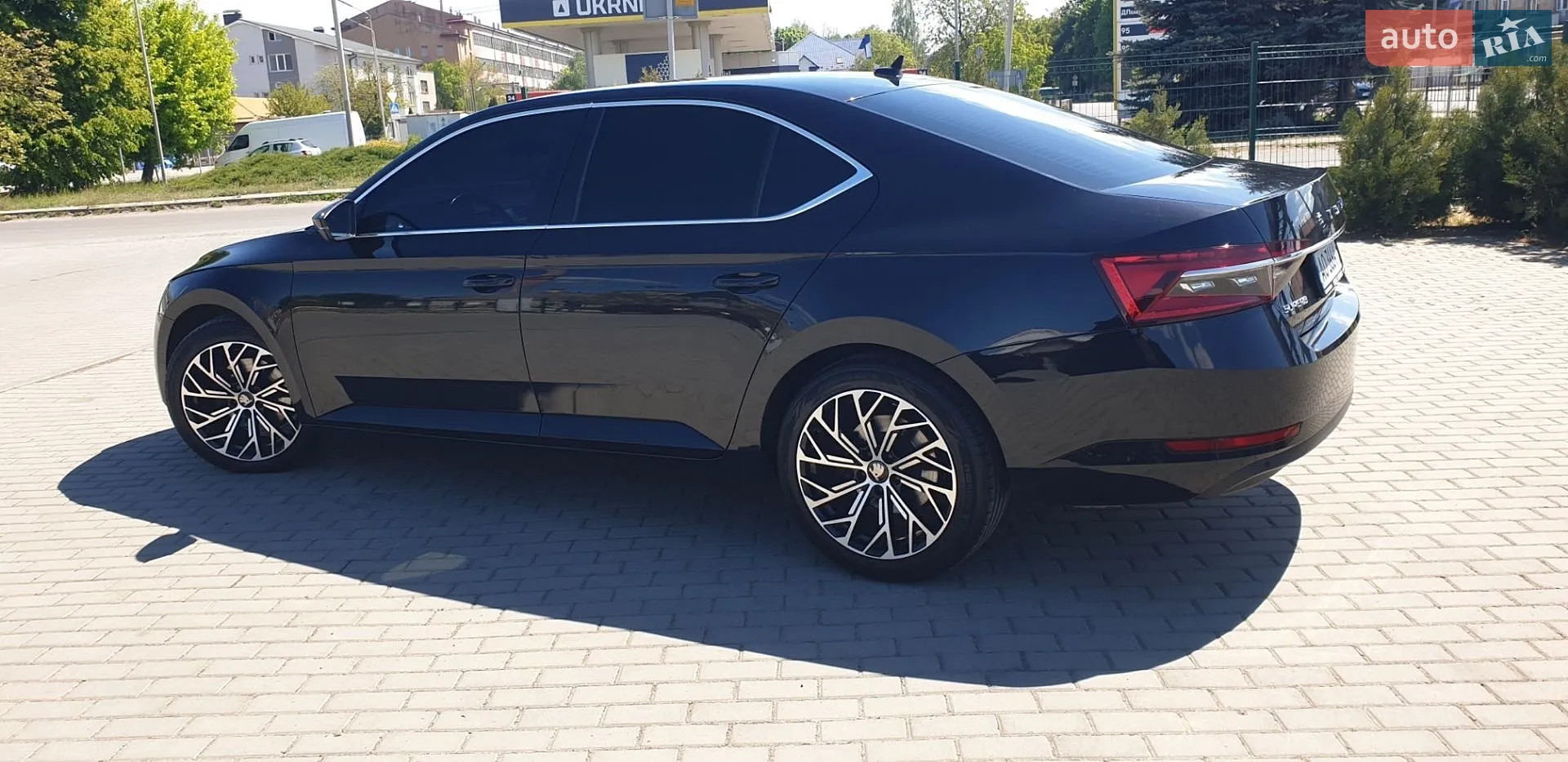 2019 Skoda Superb - мініатюра 9