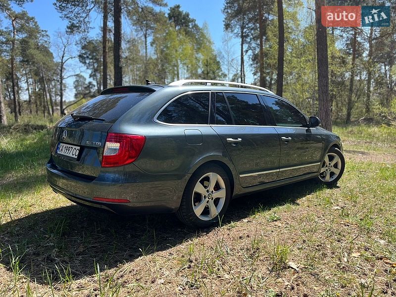 Универсал Skoda Superb 2014 в Киеве