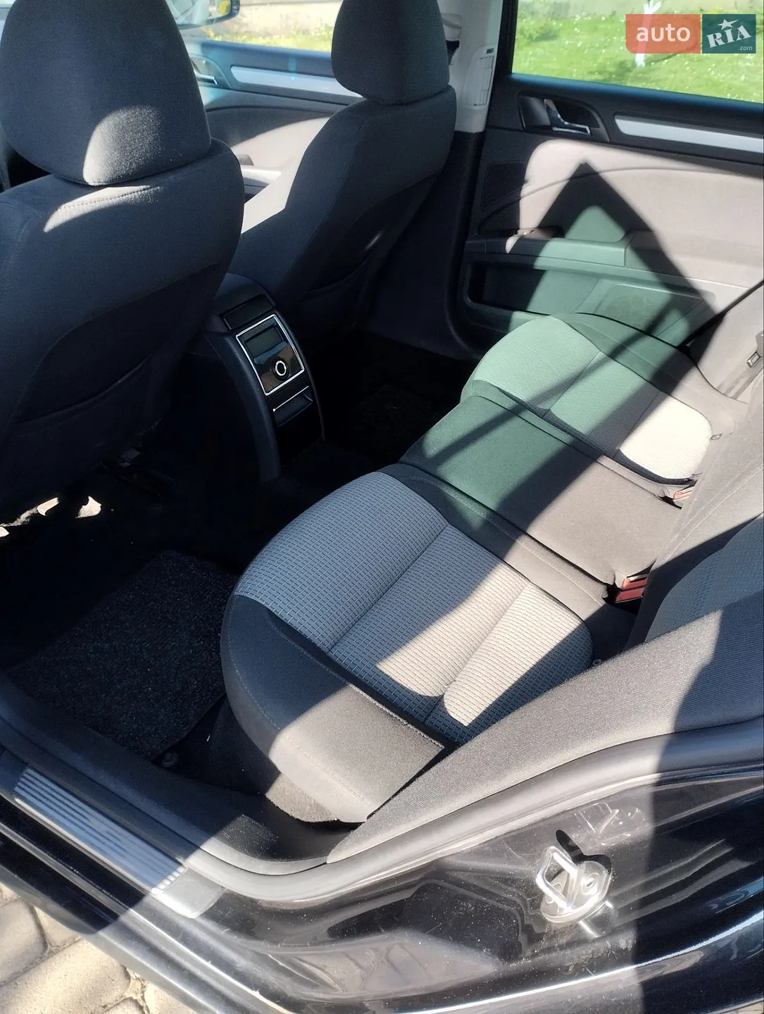 2012 Skoda Superb - мініатюра 9