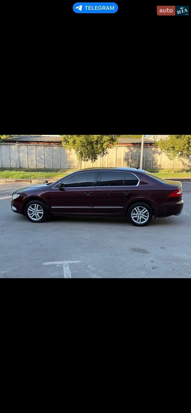 2010 Skoda Superb - мініатюра 7