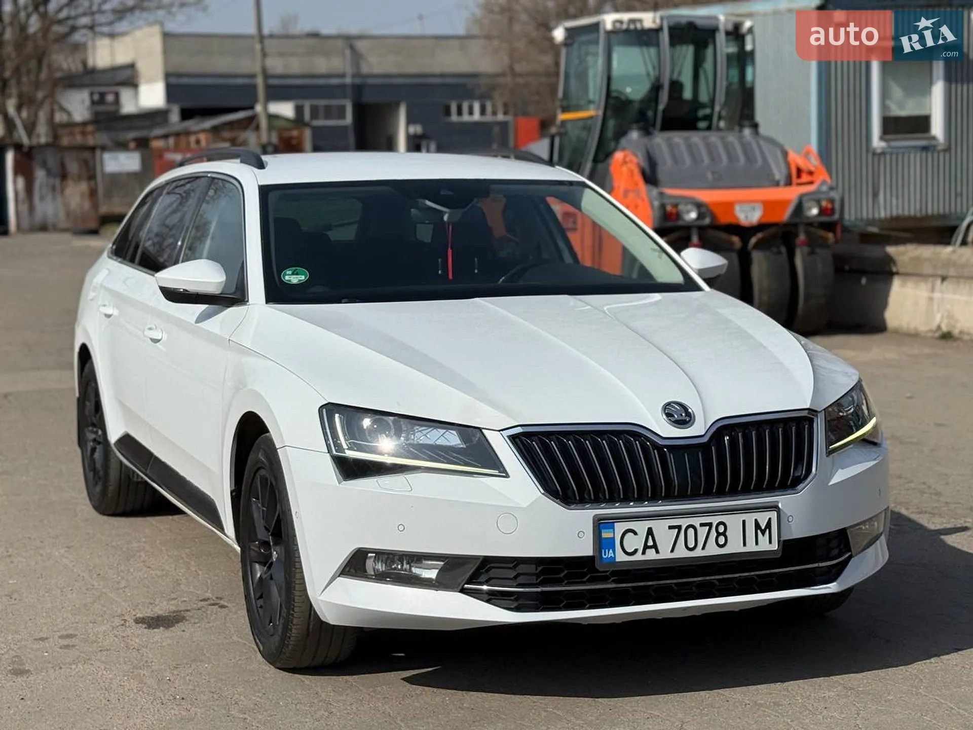 2015 Skoda Superb - мініатюра 2