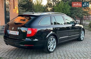 Універсал Skoda Superb 2010 в Луцьку
