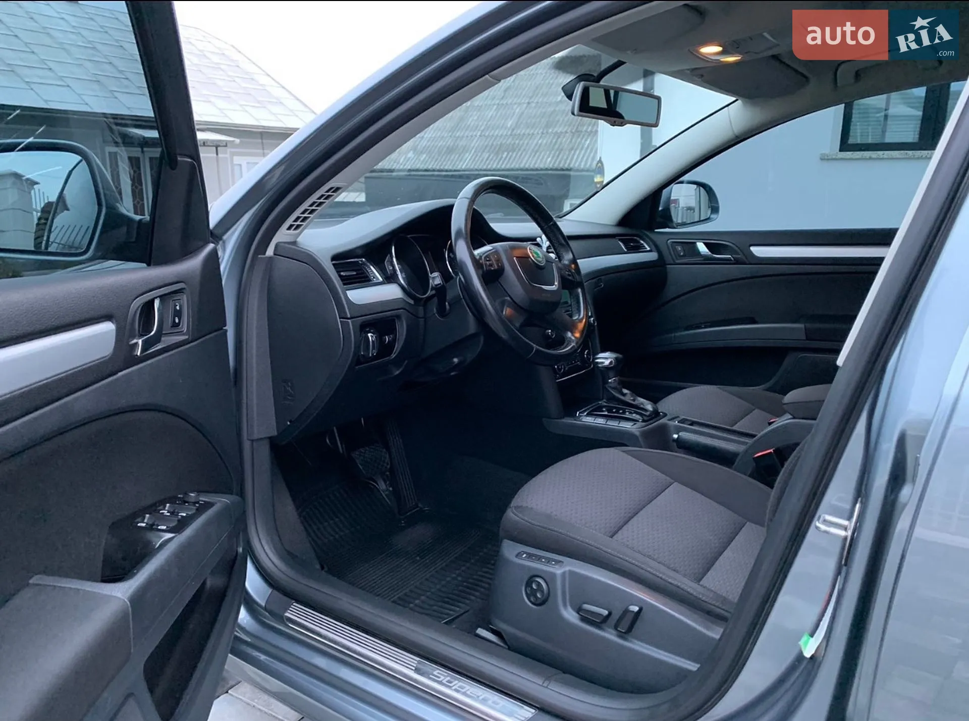 2011 Skoda Superb - мініатюра 15