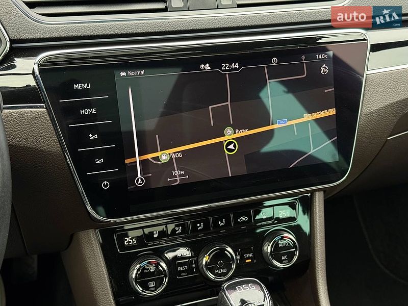 Універсал Skoda Superb 2021 в Луцьку