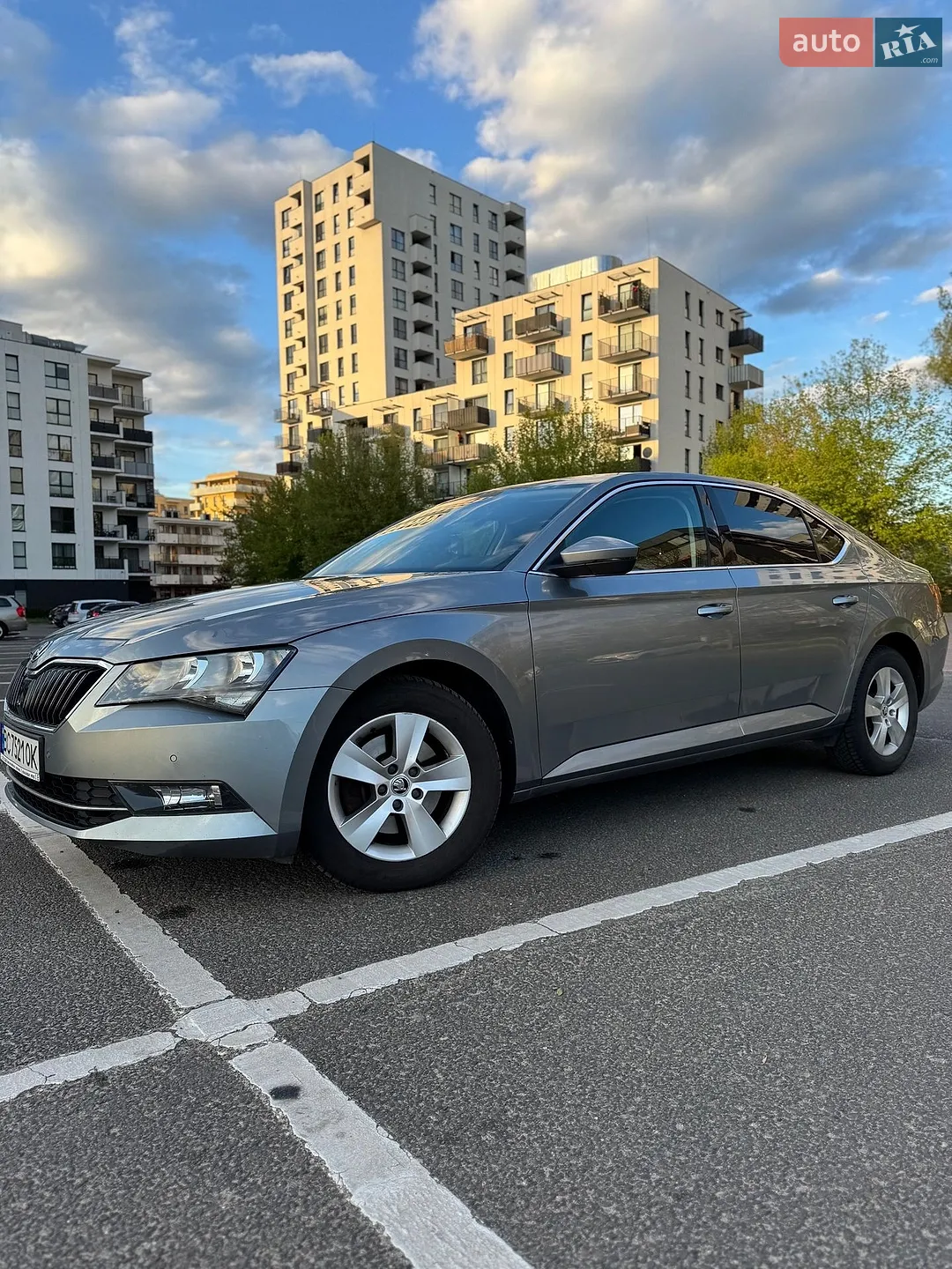 2016 Skoda Superb - мініатюра 3