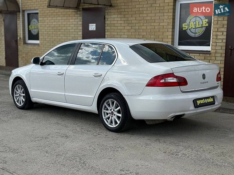 Лифтбек Skoda Superb 2012 в Днепре