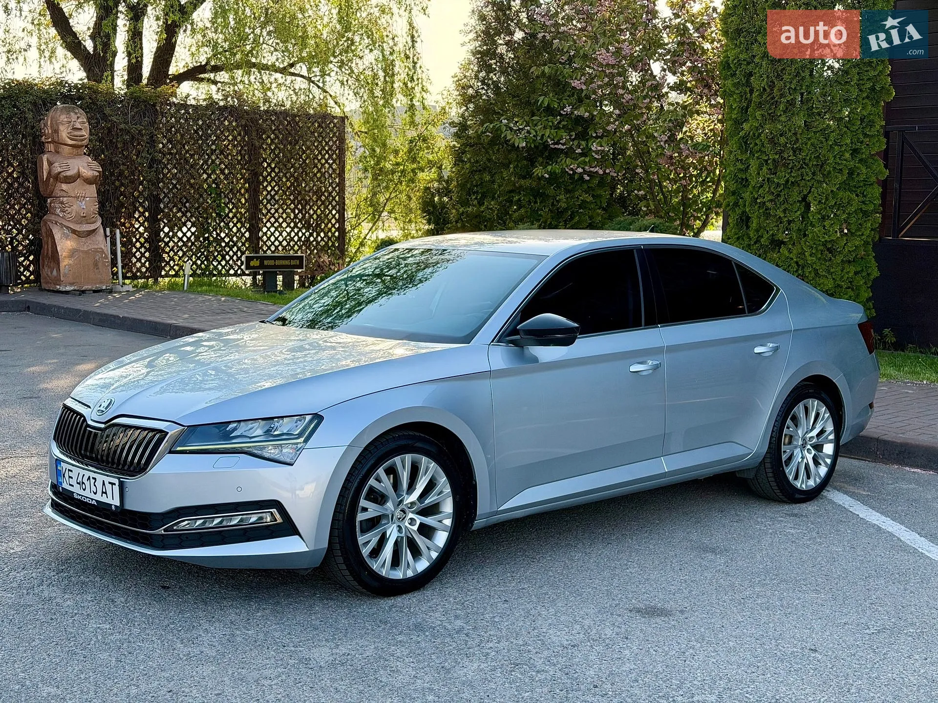 2019 Skoda Superb - мініатюра 2