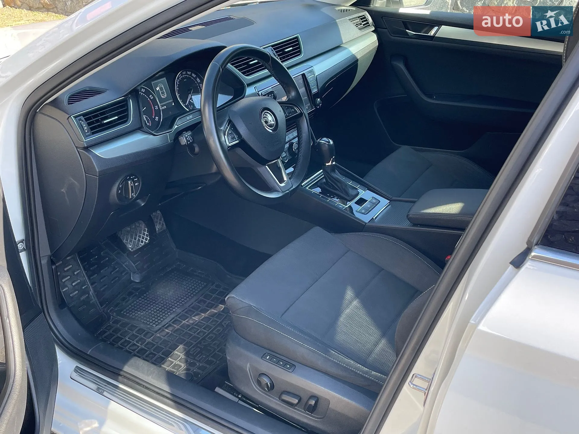 2016 Skoda Superb - мініатюра 37