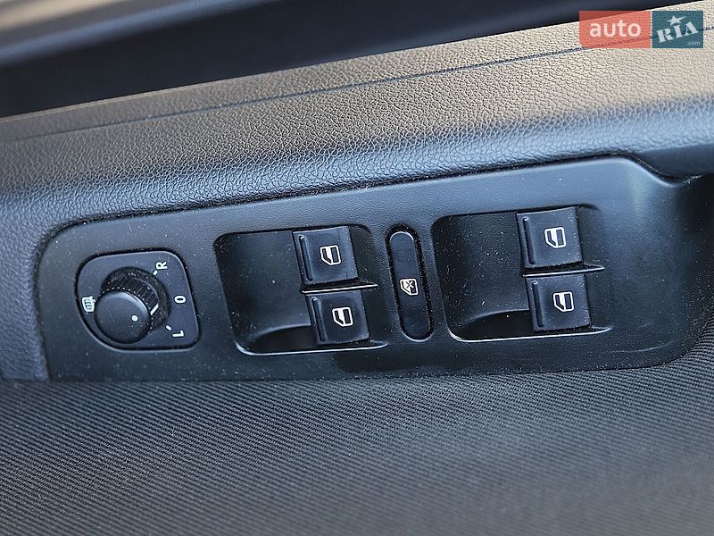 Универсал Skoda Superb 2014 в Киеве