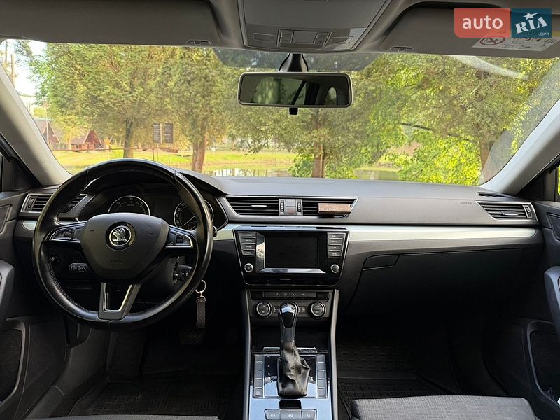 Универсал Skoda Superb 2015 в Львове