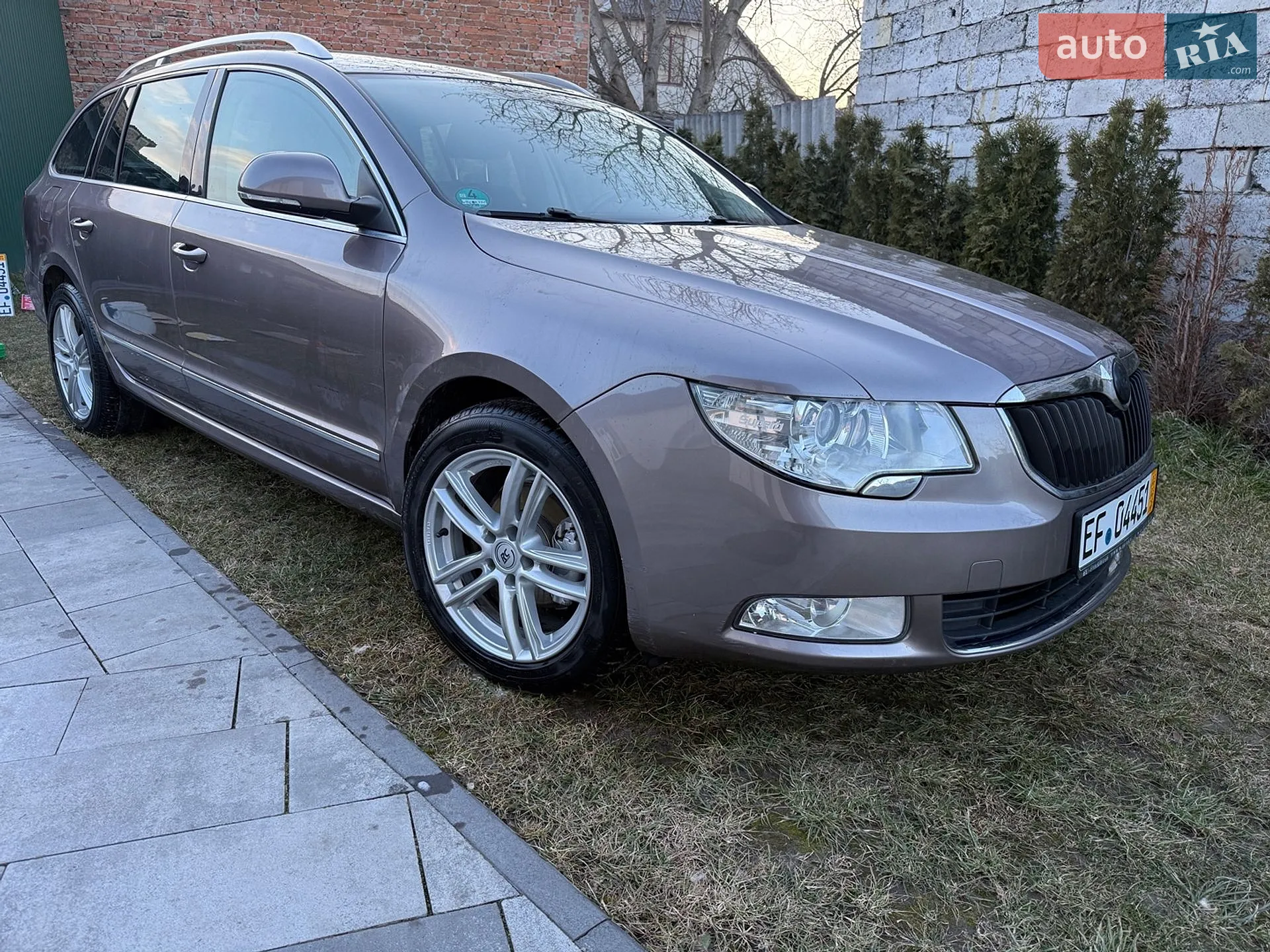 2010 Skoda Superb - мініатюра 13