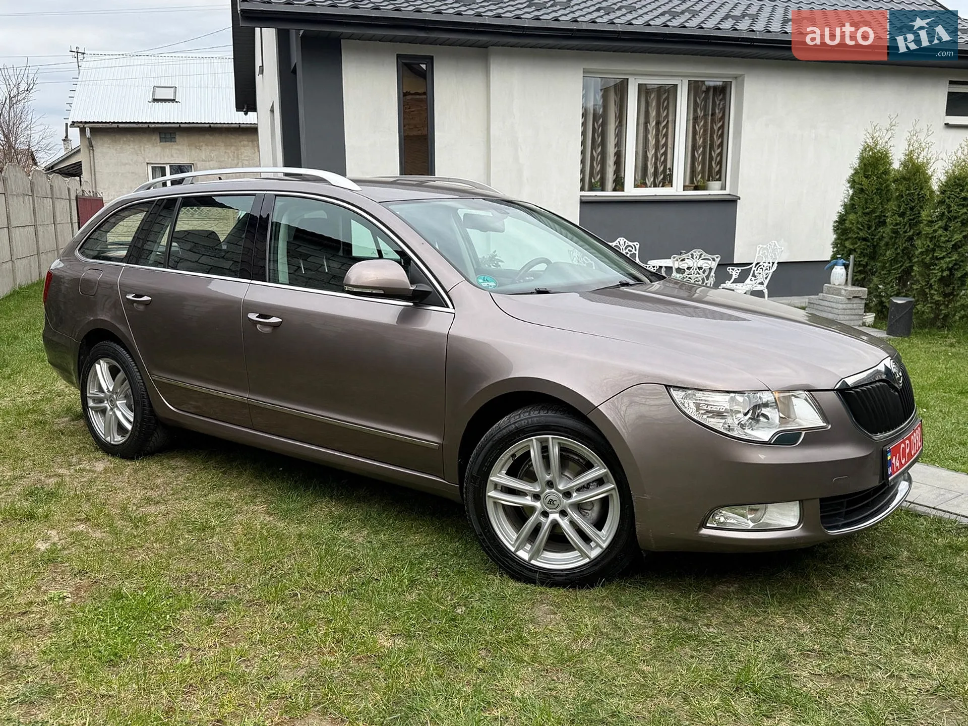 2010 Skoda Superb - мініатюра 32