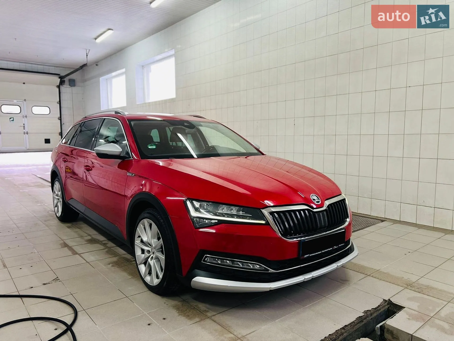 2019 Skoda Superb - мініатюра 2