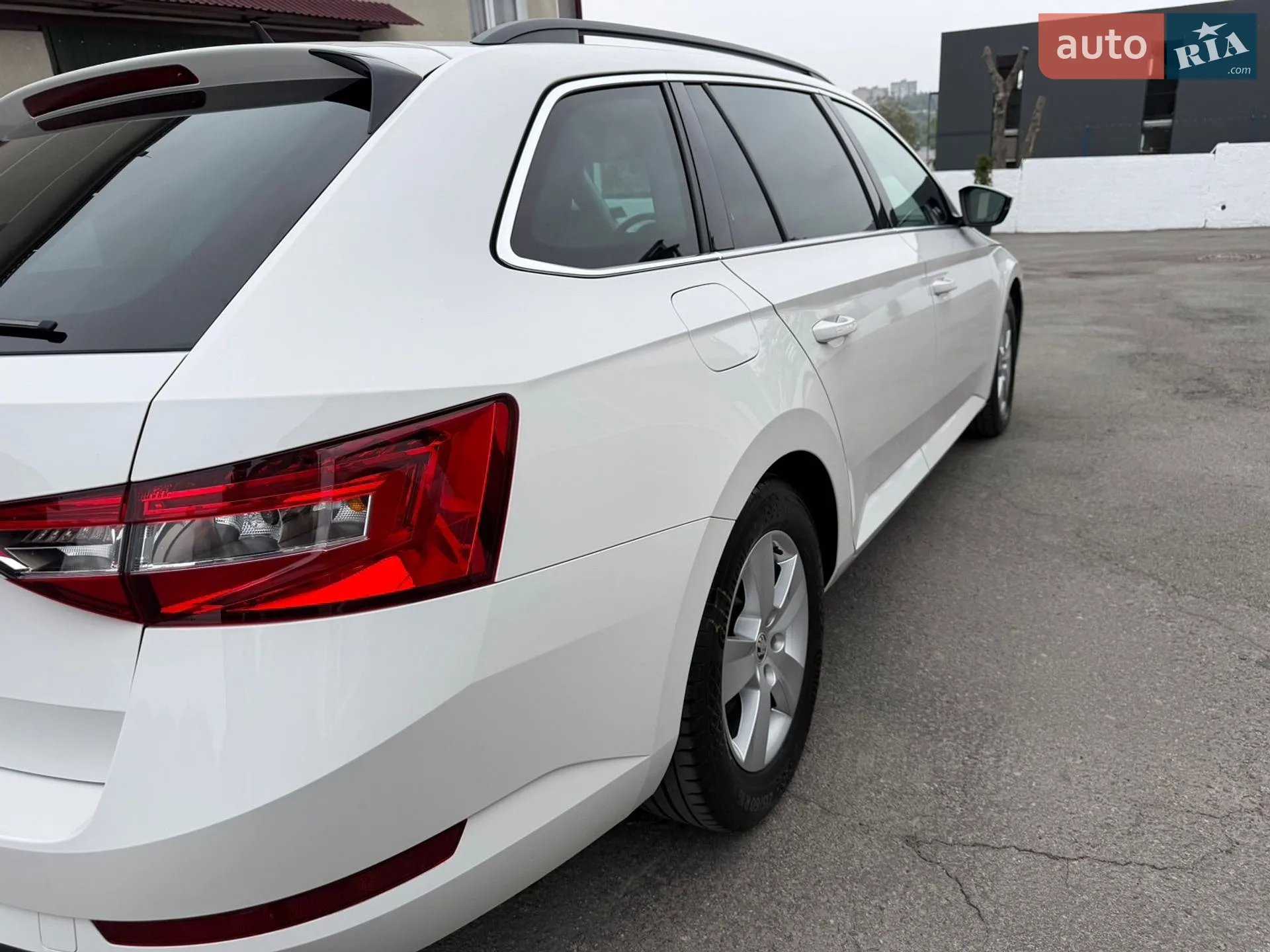 2020 Skoda Superb - мініатюра 11