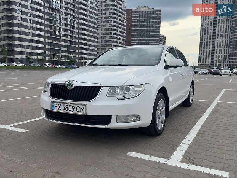Skoda Superb 2012