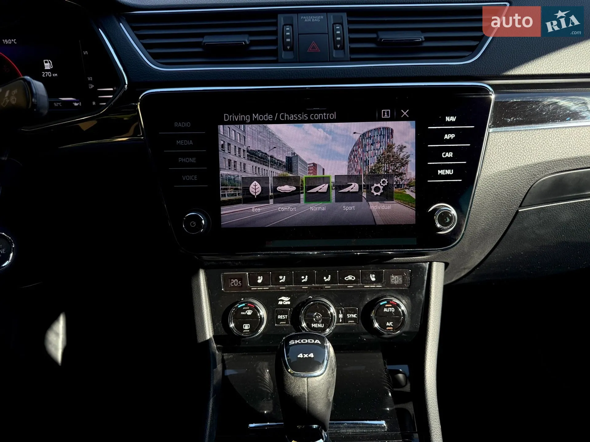 2022 Skoda Superb - мініатюра 61