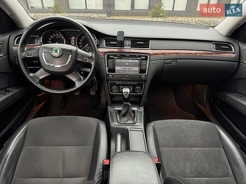 Универсал Skoda Superb 2010 в Харькове