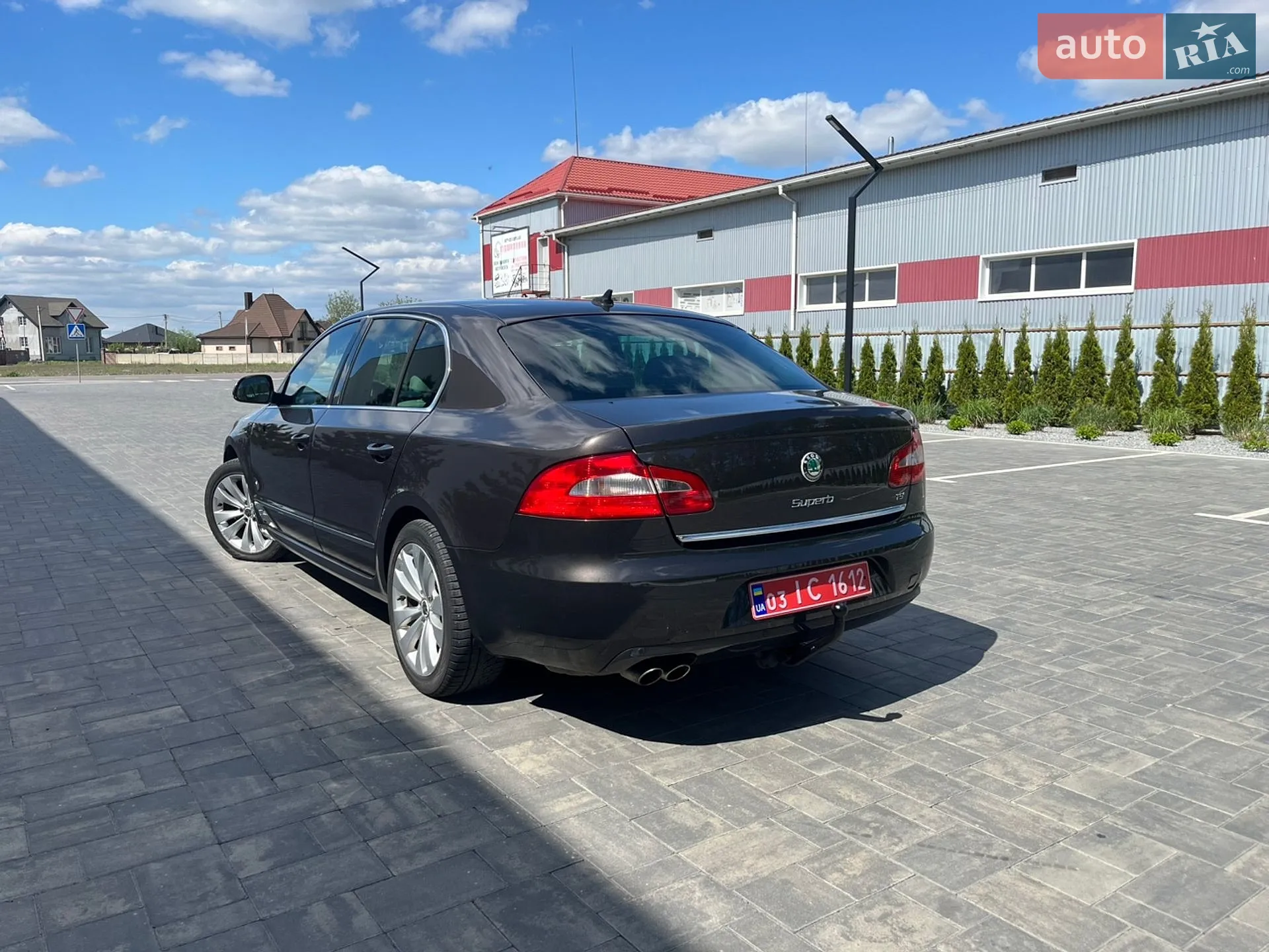 2010 Skoda Superb - мініатюра 9
