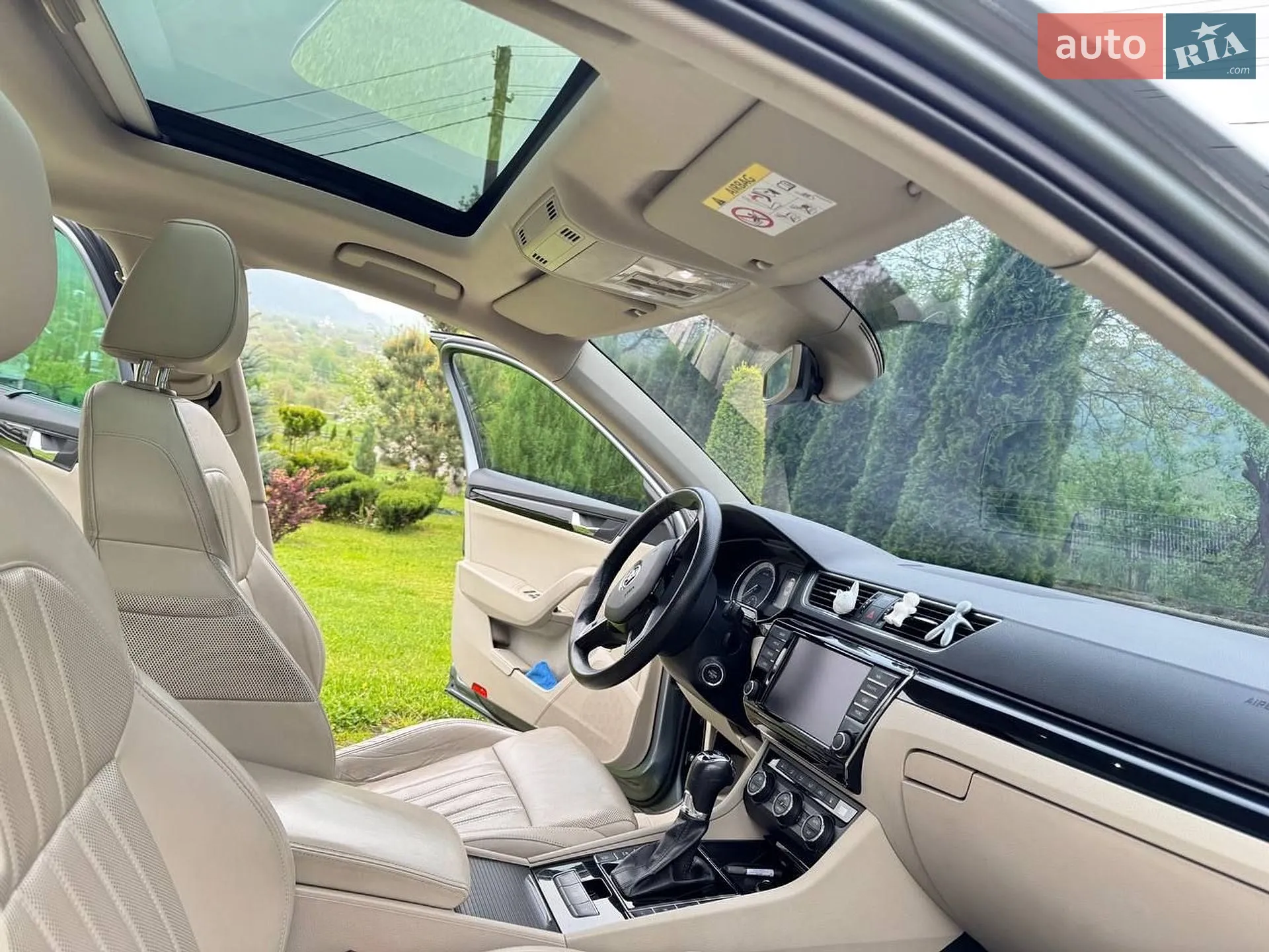 2015 Skoda Superb - мініатюра 9