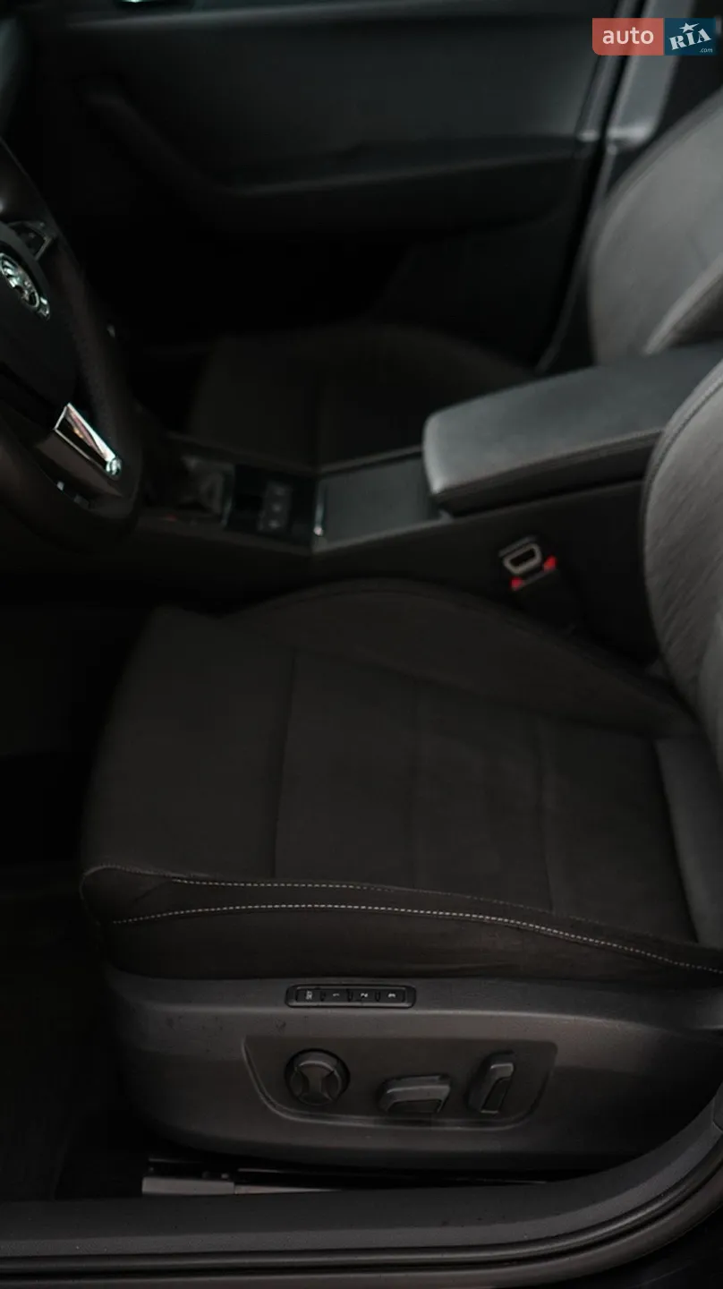 2016 Skoda Superb - мініатюра 15
