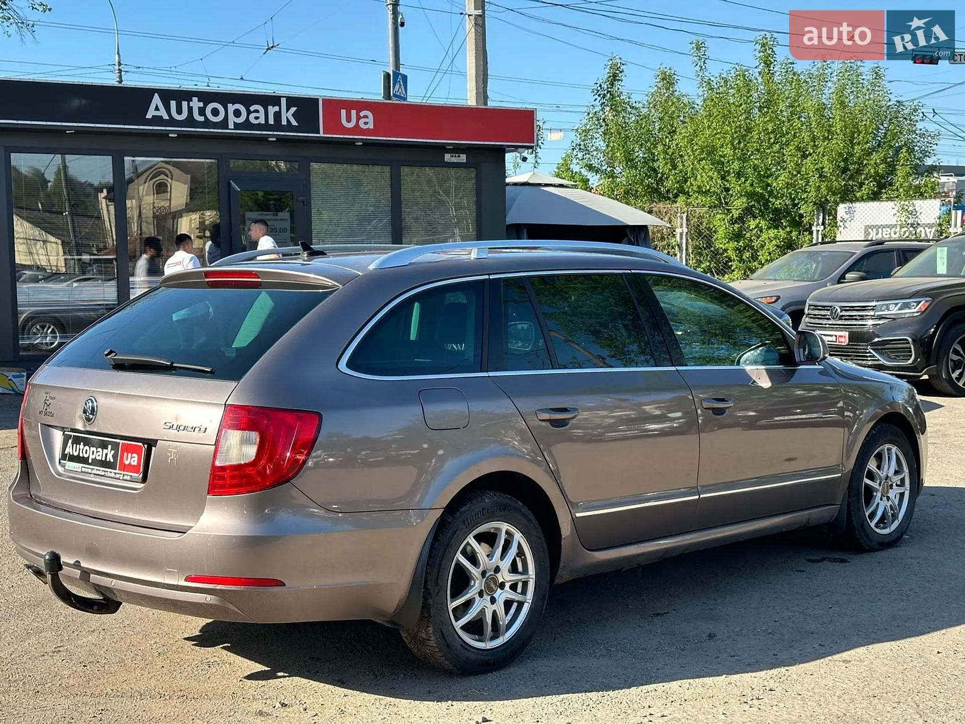 2010 Skoda Superb - мініатюра 11