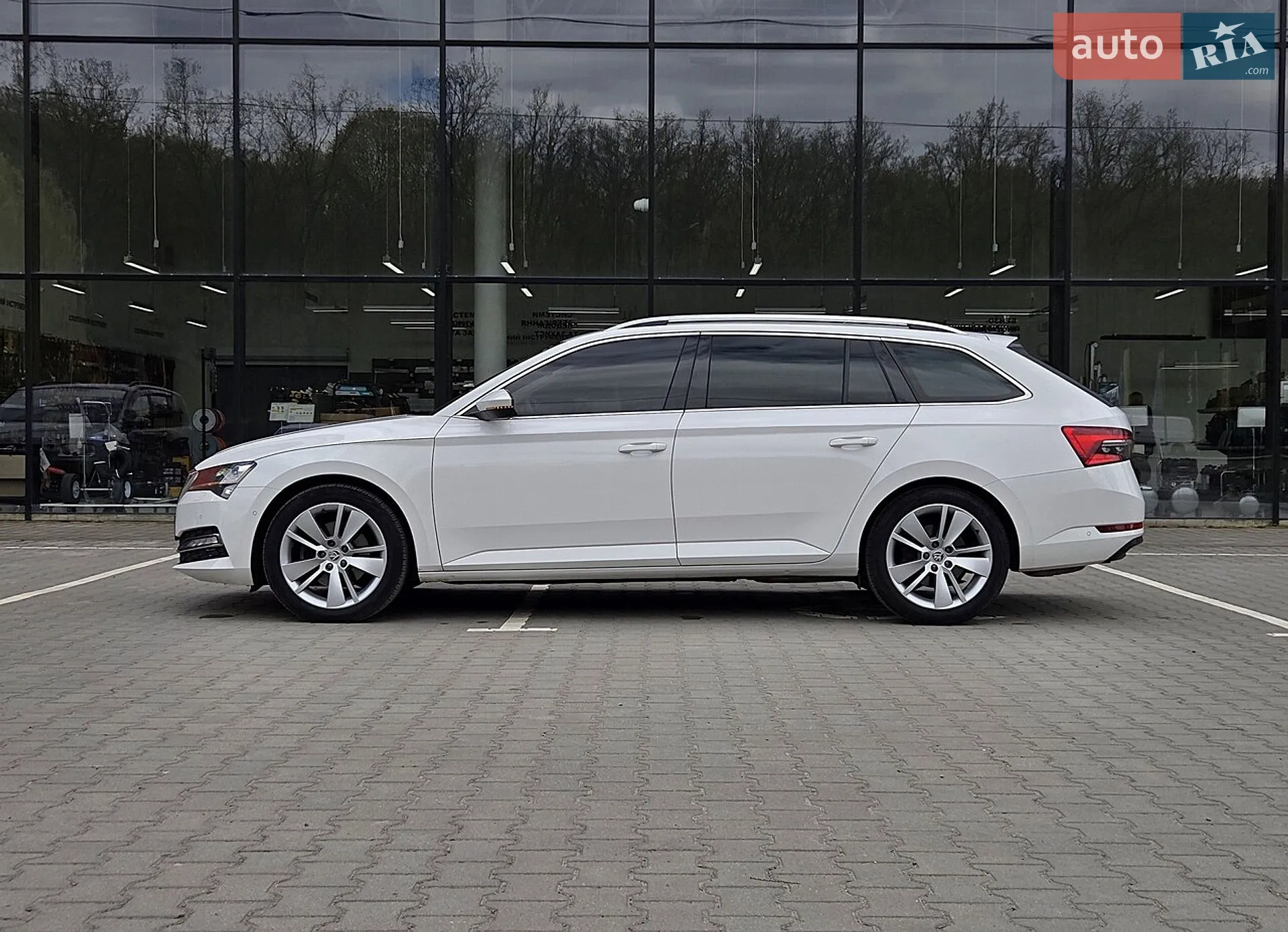 2020 Skoda Superb - мініатюра 131